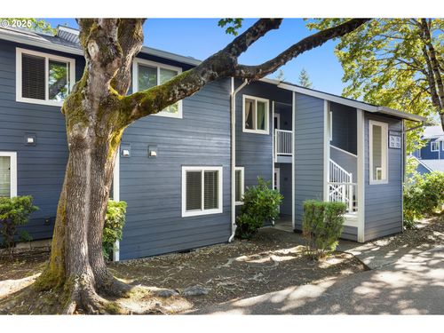 72-12600 Se Freeman Way, Milwaukie, OR, 97222-4650 | Card Image