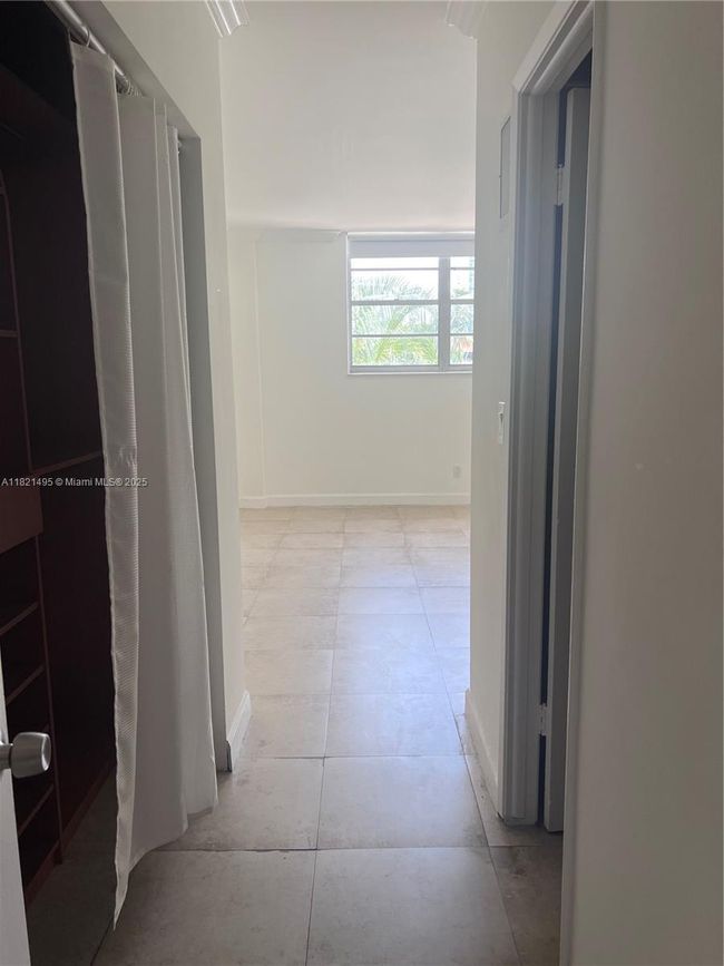 APT-207 - 19390 Collins Ave, Condo with 2 bedrooms, 2 bathrooms and null parking in Sunny Isles Beach FL | Image 46