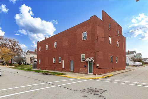 802 Horner St, Brackenridge, PA, 15014-1066 | Card Image