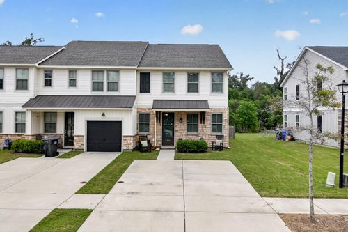 7808 Park Gate Dr, North Charleston, SC, 29418-3686 | Card Image