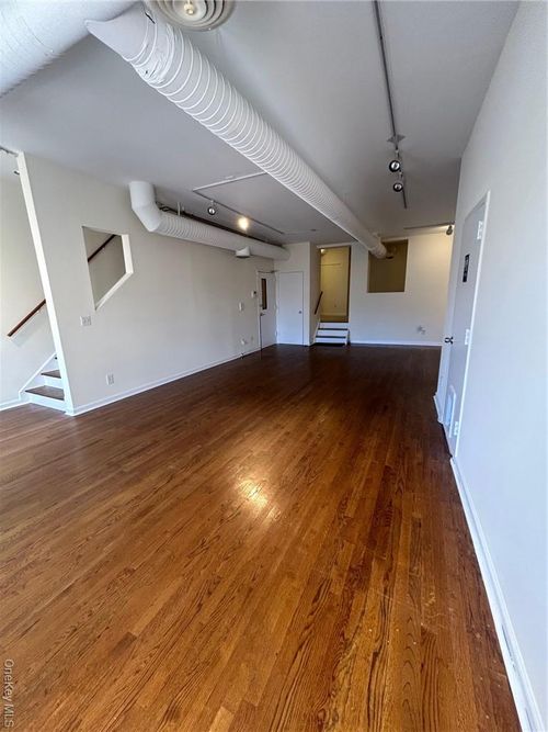 25 N Division St, Peekskill, NY, 10566-2971 | Card Image