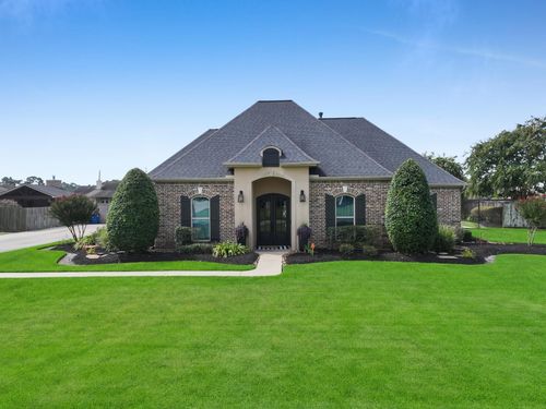 613 Continental Dr, Bridge City, TX, 77611-2339 | Card Image