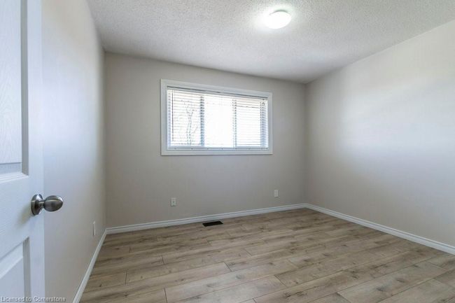 43 Briar Knoll Dr, House other with 3 bedrooms, 2 bathrooms and 4 parking in Kitchener ON | Image 17