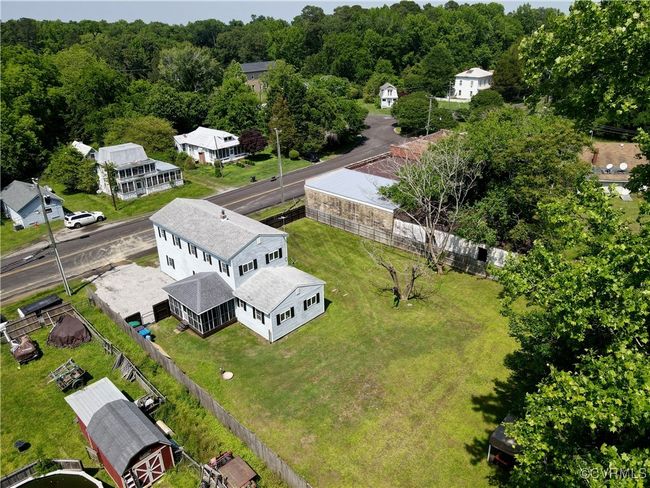 Beautiful lot in the quaint Claremont Community | Image 38