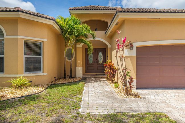 2015 Se 18 Th Ct, House other with 4 bedrooms, 3 bathrooms and null parking in Homestead FL | Image 6