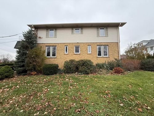 1420 Oakton St, Park Ridge, IL, 60068-2069 | Card Image