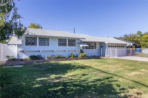 11543 Swinton Ave, Granada Hills, CA, 91344-3048 | Card Image