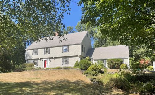 2 Toon Ln, Lee, NH, 03861-6507 | Card Image