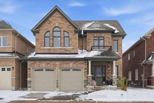 9 Upperview Pl, Whitby, ON, L1R0N4 | Card Image