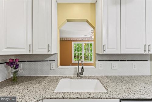 220 Creekside Dr, LOCUST GROVE, VA, 22508-5422 | Card Image
