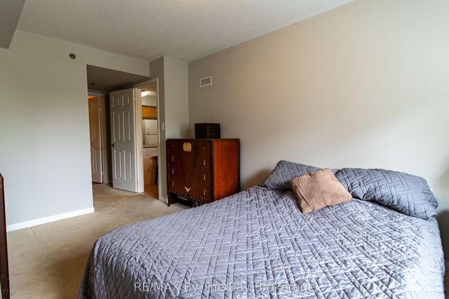 211 - 16 Westbury Rd, Condo with 2 bedrooms, 2 bathrooms and 1 parking in Wasaga Beach ON | Image 23
