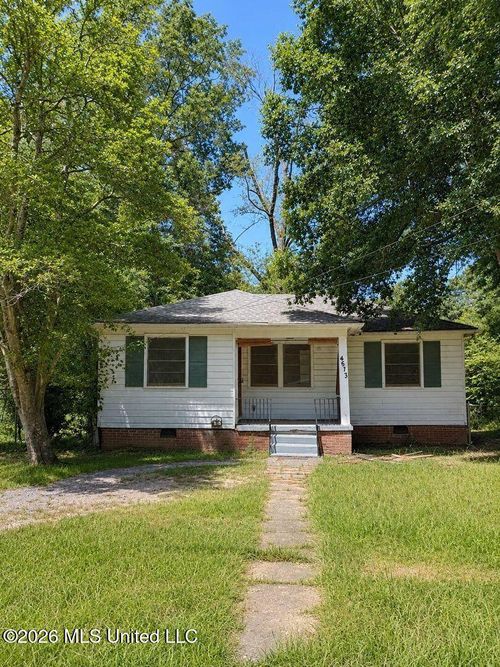 4673 Churchill Dr, Jackson, MS, 39206-5402 | Card Image