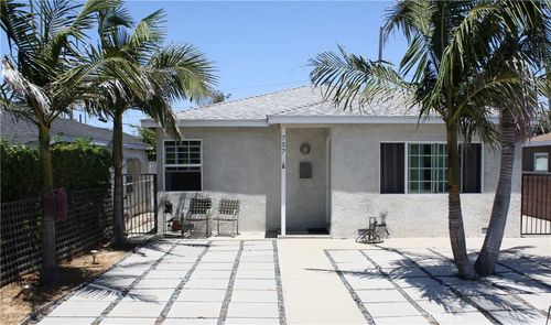 757 E Pacific St, Carson, CA, 90745-6015 | Card Image