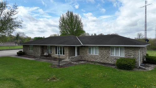 6656 S Us Highway 35, Walton, IN, 46994-9365 | Card Image