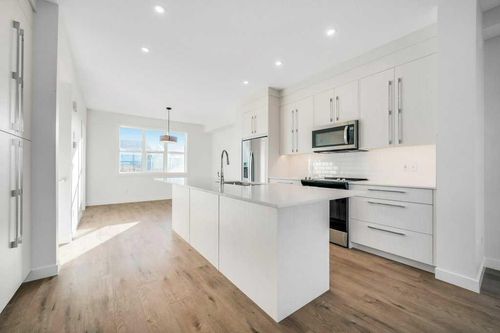 293 Dawson Way, Chestermere, AB, T1X2R6 | Card Image