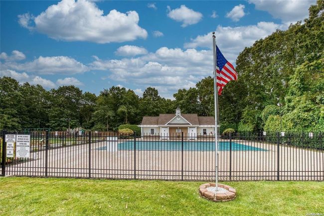 APT-27F - 460 Old Town Rd, Home with 1 bedrooms, 1 bathrooms and null parking in Port Jefferson Station NY | Image 20