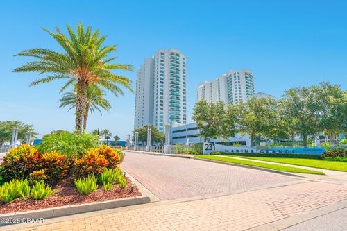 1705-1-231 Riverside Dr, HOLLY HILL, FL, 32117-4962 | Card Image