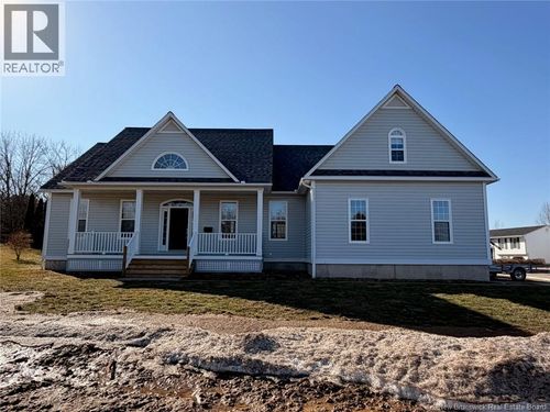 7 Windgate Ave, Oromocto, NB, E2V0G1 | Card Image