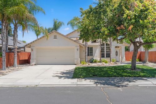 747 Chenin Blanc Dr, Manteca, CA, 95337-6867 | Card Image