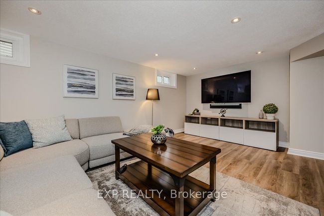 4 Buckley Cres, House other with 4 bedrooms, 2 bathrooms and 2 parking in Etobicoke ON | Image 14