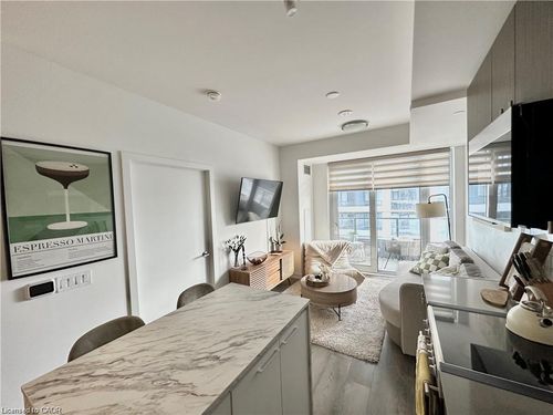 1114-15 Wellington St S, Kitchener, ON, N2G0E4 | Card Image