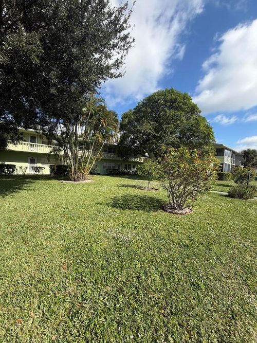 63 Norwich C, West Palm Beach, FL, 33417-7938 | Card Image