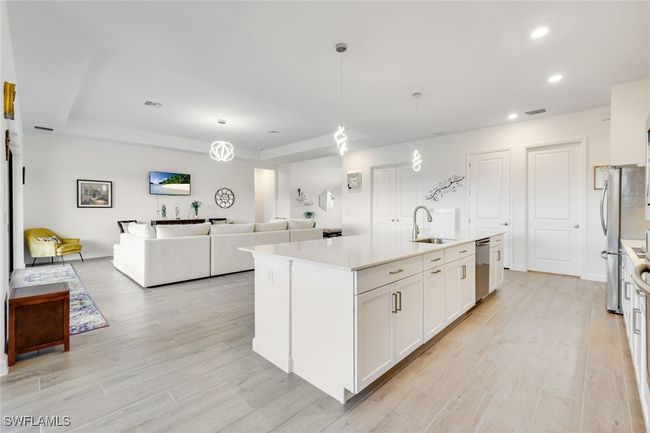 11030 Pebble Springs Run, House other with 3 bedrooms, 3 bathrooms and null parking in Fort Myers FL | Image 16