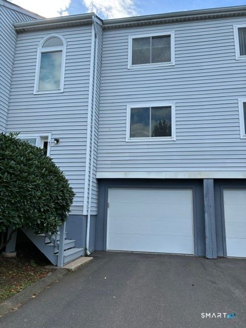 17c-47 Woodbridge Ln, Cromwell, CT, 06416-2581 | Card Image