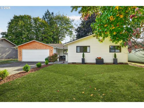 1207 Nw 62nd St, Vancouver, WA, 98663-1002 | Card Image