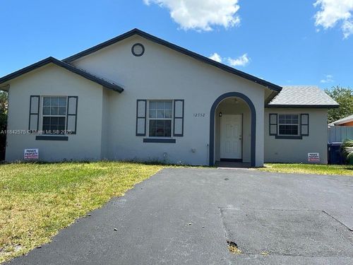 0-12752 Sw 250th Ter, Homestead, FL, 33032-9087 | Card Image