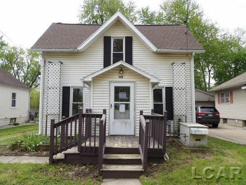 1138 E Hunt St, Adrian, MI, 49221-2441 | Card Image