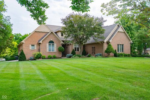 1851 Broadleaf Ct, Greenwood, IN, 46143-8829 | Card Image