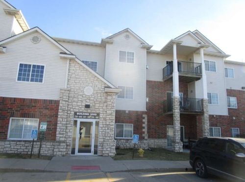 unit-1204-6255 Beechtree Dr, West Des Moines, IA, 50266-8625 | Card Image