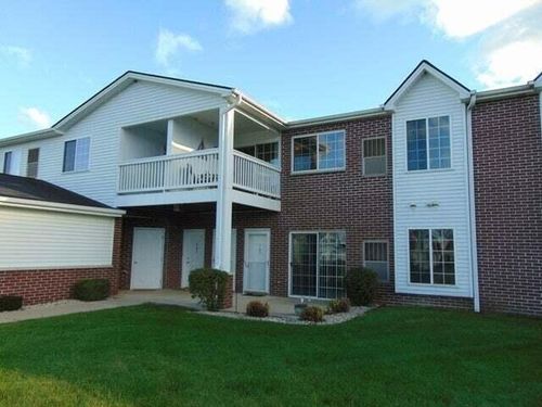 2825 11th Pl, Kenosha, WI, 53140-6415 | Card Image
