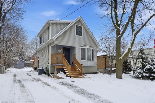 17 Mill St, Milton, ON, L9T1R7 | Card Image