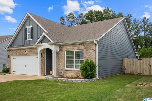 9549 Firebrick Dr, KIMBERLY, AL, 35091-2050 | Card Image