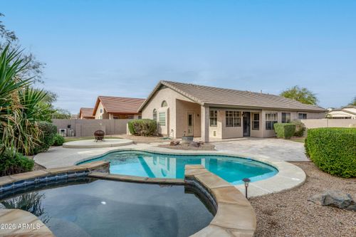 4519 E Lone Cactus Dr, Phoenix, AZ, 85050-6930 | Card Image