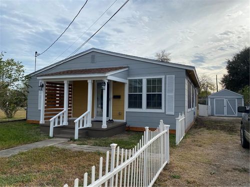3321 Houston St, Corpus Christi, TX, 78411-3705 | Card Image