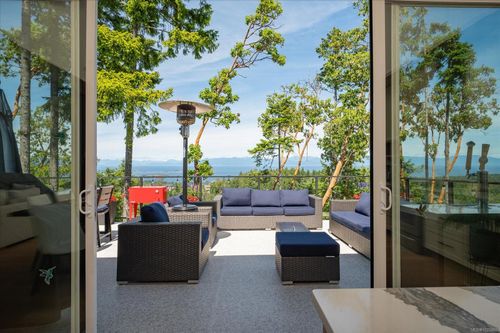 7336 High Ridge Cres, Lantzville, BC, V0R2H0 | Card Image