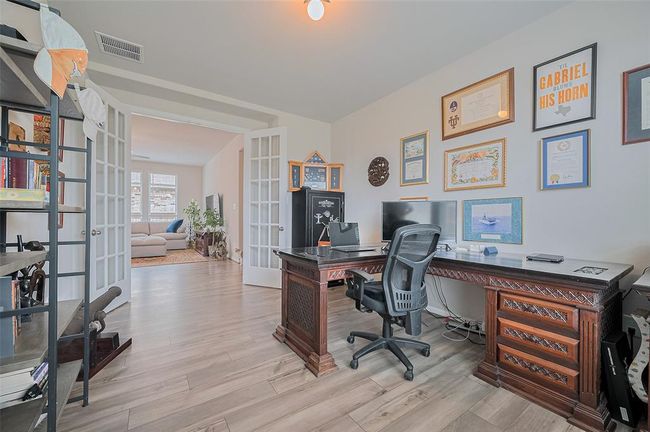 Large office could be used as a 4th bedroom | Image 20