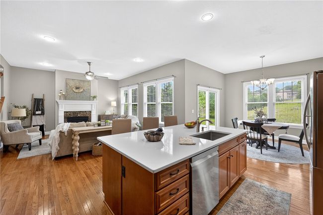 201 Venango Trl, House other with 4 bedrooms, 4 bathrooms and 2 parking in Mars PA | Image 12