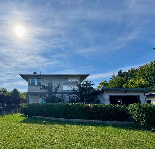 2419 Stadium Dr, Logansport, IN, 46947-3827 | Card Image