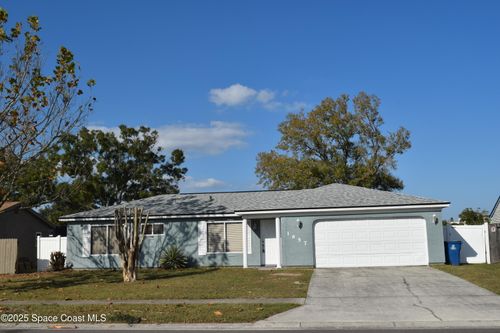 1657 Norwood St Ne, Palm Bay, FL, 32905-5040 | Card Image