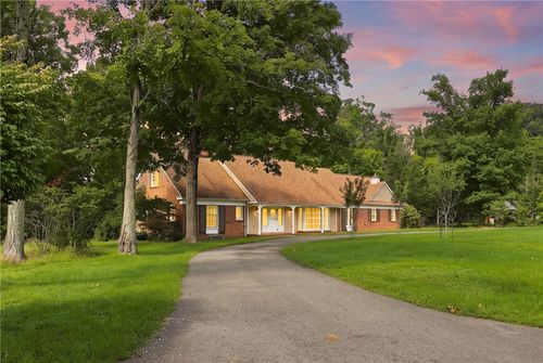 124 Hermitage Cir, Ligonier, PA, 15658-2418 | Card Image
