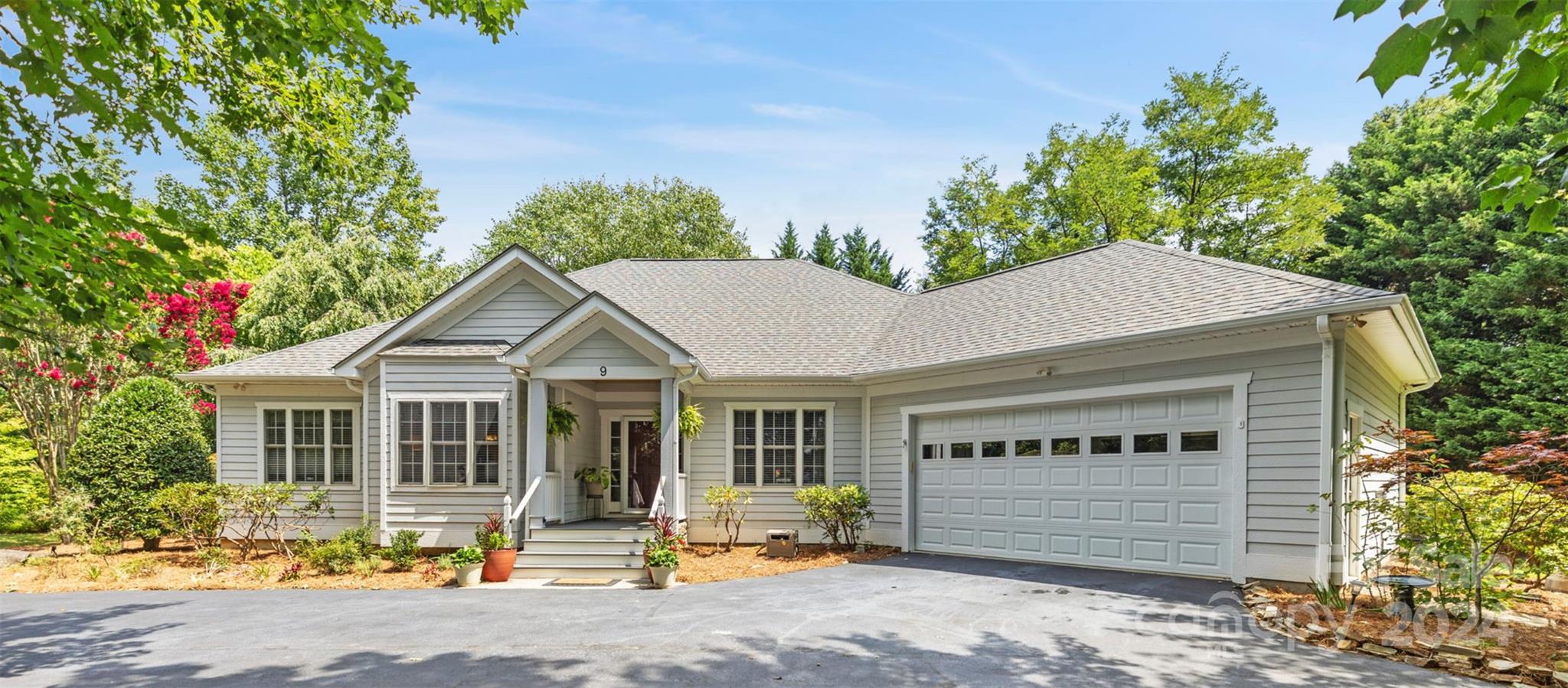 Country Club Rd, Mills River, NC 28759