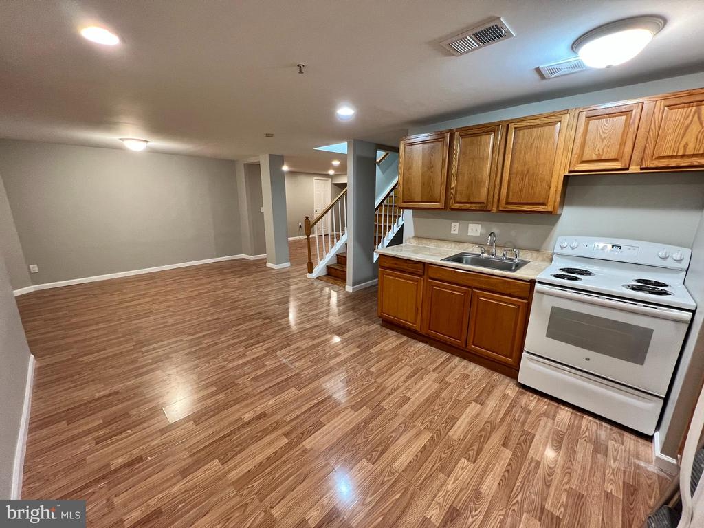 Residential Lease in LANHAM 3