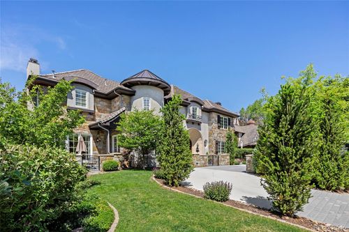 65L Ash St, Denver, CO, 80220-5616 | Card Image
