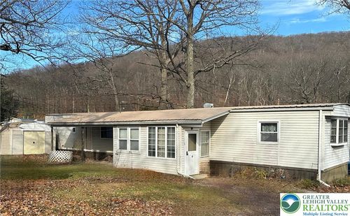 6 Indian Trl, WIND GAP, PA, 18091-1288 | Card Image