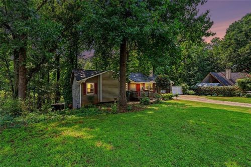 2845 Cinnamon Ct Se, Conyers, GA, 30094-2708 | Card Image