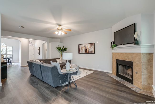 9212 Holly Star, House other with 4 bedrooms, 2 bathrooms and null parking in Helotes TX | Image 12